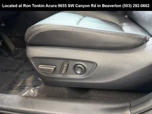 Used 2019 Toyota RAV4 Limited w/ Advanced Technology Package AWD/4WD image 15