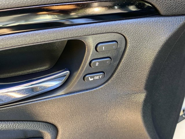 Used 2018 Honda Pilot Elite image 13