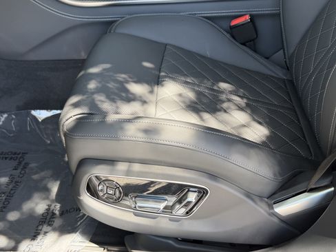 New 2027 Audi S8 AWD/4WD image 24