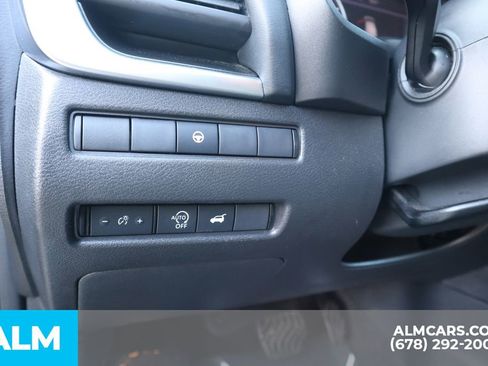Used 2024 Nissan Rogue SV FWD image 13