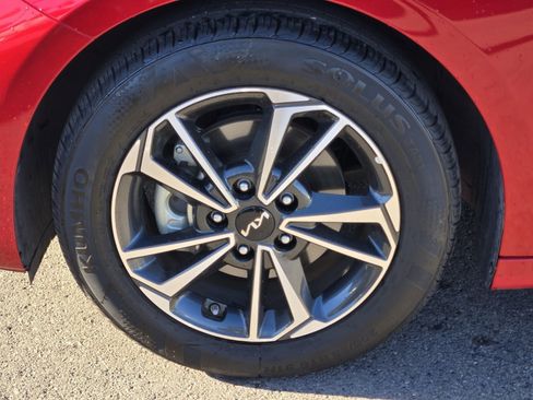 Certified 2024 Kia Forte LXS image 10