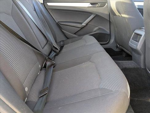 Used 2017 Volkswagen Passat 1.8T S FWD image 17
