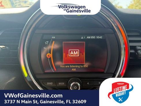 Used 2021 MINI Cooper 2-Door Hardtop image 20