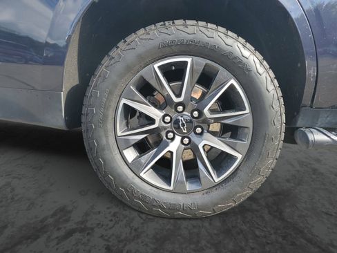 Used 2023 Chevrolet Tahoe Z71 AWD/4WD image 5
