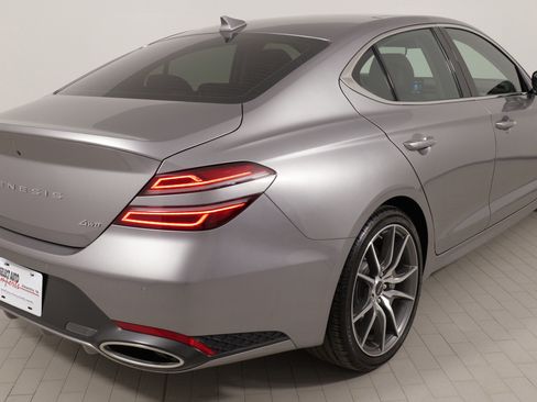 Used 2026 Genesis G70 2.5T Prestige image 10