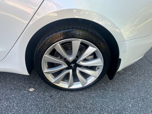 Used 2020 Tesla Model 3 Long Range image 12