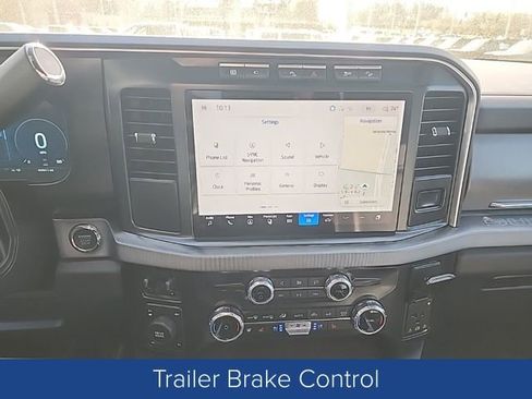 Used 2024 Ford F250 Platinum image 17