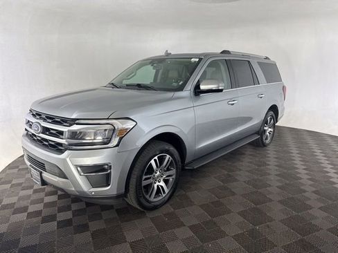 Used 2024 Ford Expedition Max Limited AWD/4WD image 3