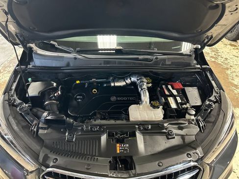 Used 2017 Buick Encore Sport Touring AWD/4WD image 10