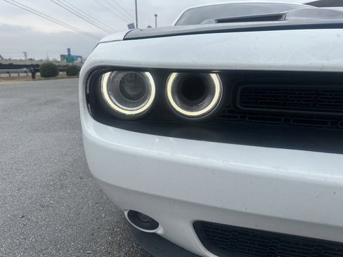 Used 2018 Dodge Challenger R/T Plus image 11