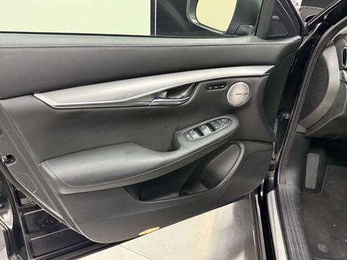 Certified 2024 INFINITI QX50 Luxe FWD image 10