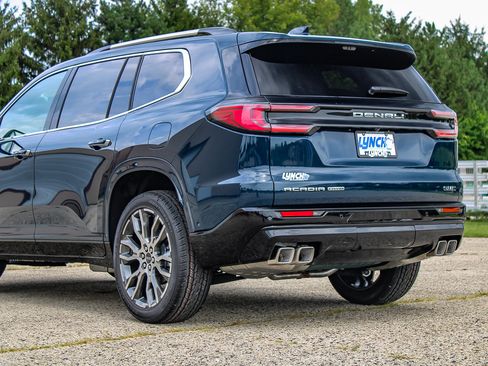 New 2027 GMC Acadia Denali Ultimate AWD/4WD image 37