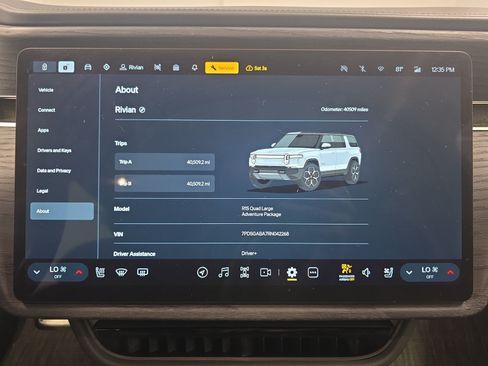 Used 2024 Rivian R1S Adventure AWD/4WD image 29