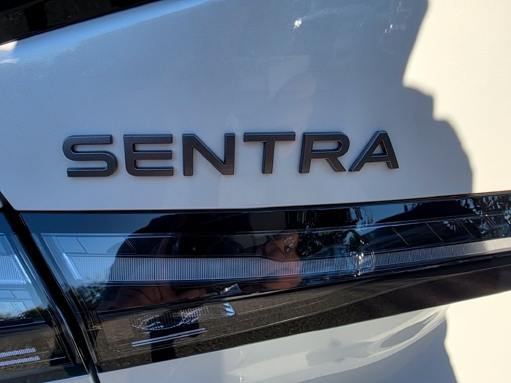 Used 2026 Nissan Sentra SR w/ SR Premium Package FWD image 33