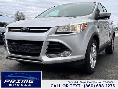 Used 2015 Ford Escape SE image 3