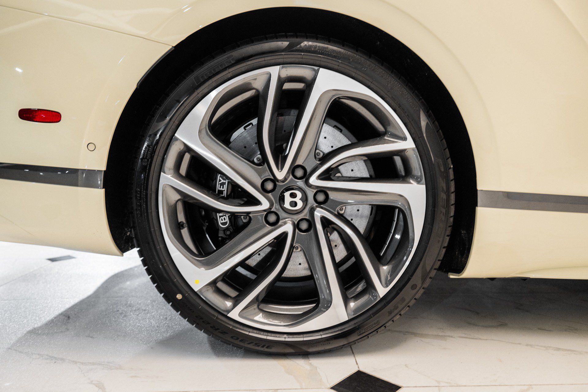 Used 2025 Bentley Continental GT Speed AWD/4WD image 13