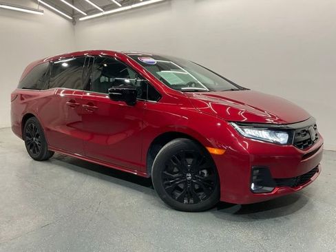 Used 2025 Honda Odyssey Sport-L image 2