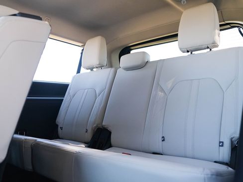 Used 2019 Ford Expedition Max Platinum image 21