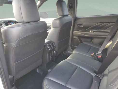 Used 2019 Mitsubishi Outlander GT image 6