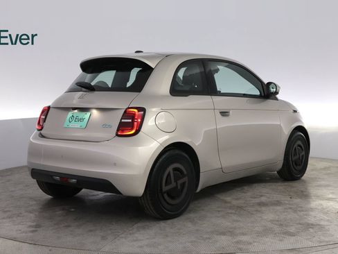 Used 2025 FIAT 500 e FWD image 3