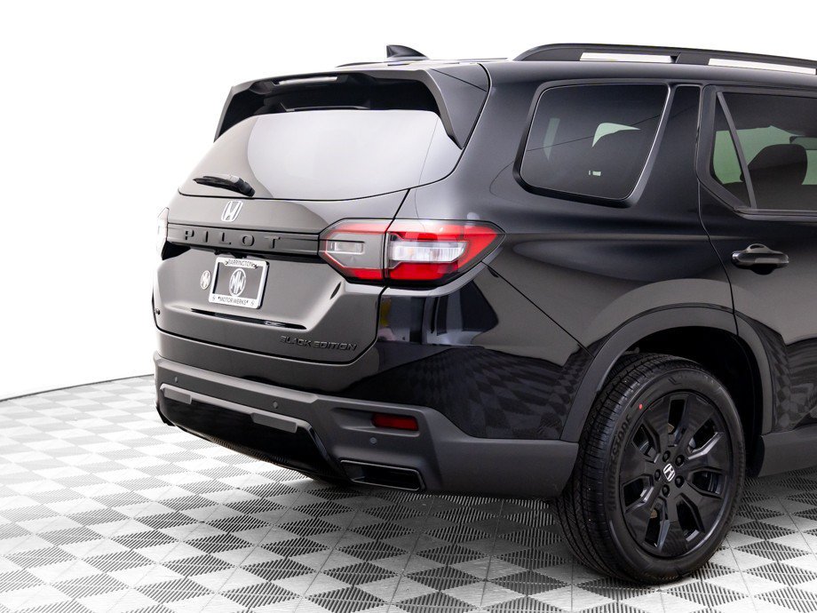 New 2026 Honda Pilot Black Edition image 40