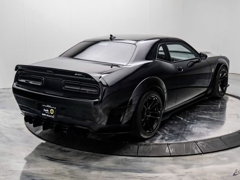 Used 2020 Dodge Challenger SRT Hellcat Redeye image 21