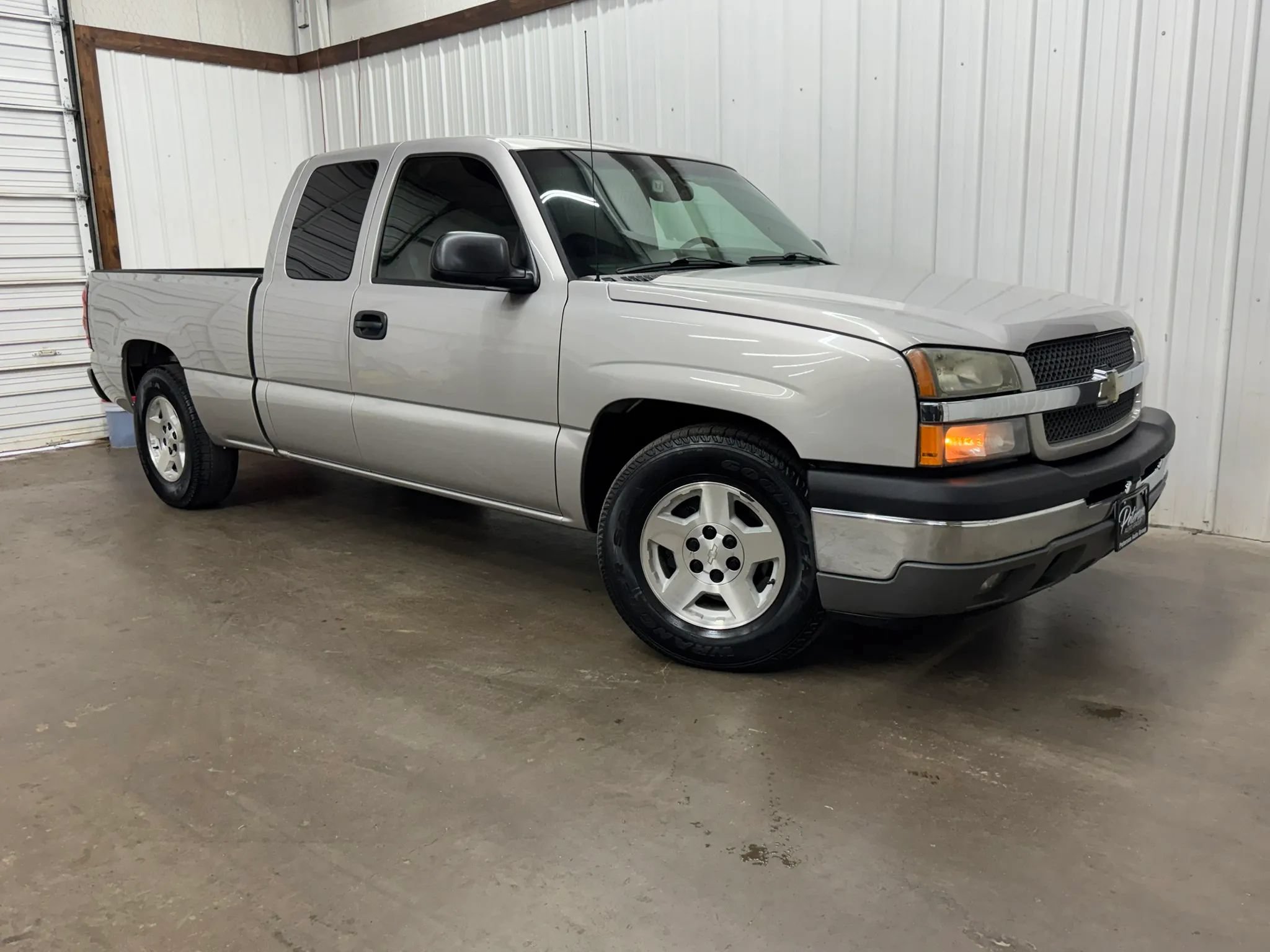 Used 2005 Chevrolet Silverado 1500 LS RWD image 8