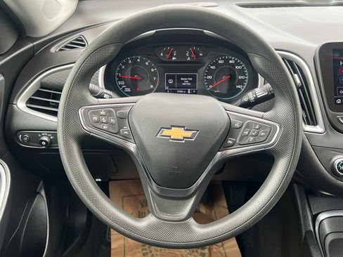 Used 2025 Chevrolet Malibu LT FWD image 28