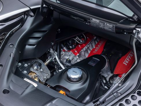 Certified 2024 Ferrari SF90 Spider AWD/4WD image 91