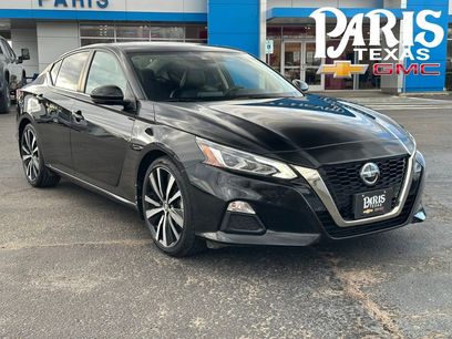 Used 2021 Nissan Altima 2.5 SR w/ SR Premium Package