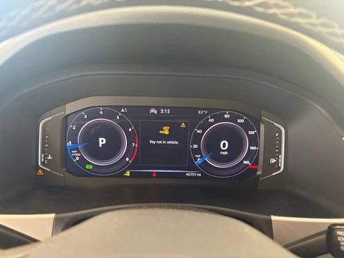 Used 2023 Volkswagen Atlas SE w/ Panoramic Sunroof Package FWD image 30
