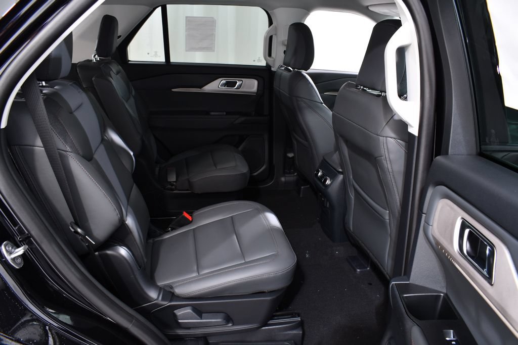 New 2026 Ford Explorer Active w/ Active Comfort Package AWD/4WD image 19