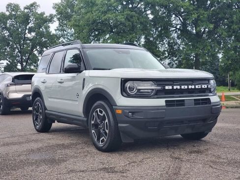 Used 2021 Ford Bronco Sport Outer Banks AWD/4WD image 3