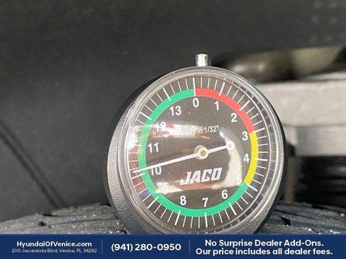 Certified 2024 Hyundai Tucson SEL AWD/4WD image 9