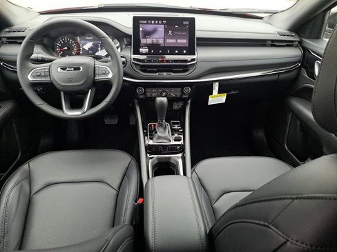 New 2026 Jeep Compass Limited AWD/4WD image 12