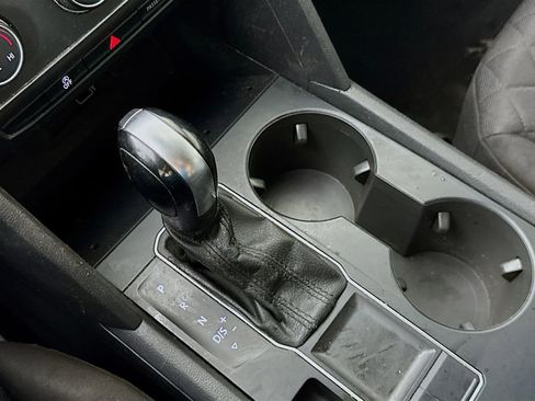 Used 2019 Volkswagen Atlas S image 19