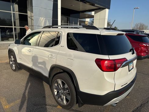 Used 2019 GMC Acadia SLT w/ LPO, Floor Liner Package AWD/4WD image 5