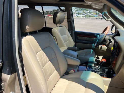 Used 2000 Lexus LX 470 4WD image 48