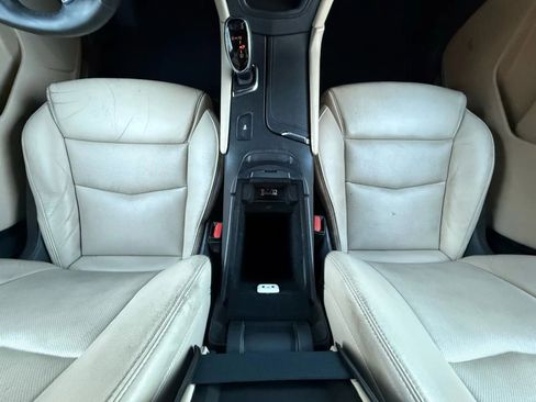 Used 2018 Cadillac XT5 Luxury w/ Driver Awareness Package image 47