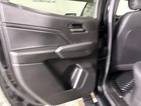 Used 2024 Chevrolet Colorado W/T w/ WT Convenience Package RWD image 20