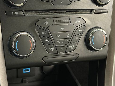 Used 2018 Ford Fusion S FWD image 18