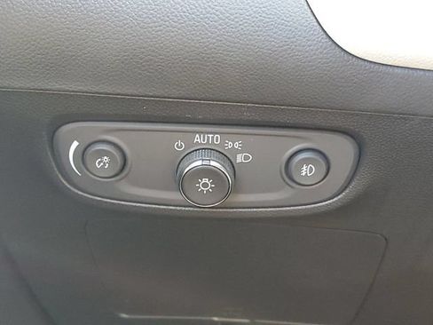 Used 2023 Buick Encore GX Preferred w/ Cold Weather Comfort Package FWD image 18
