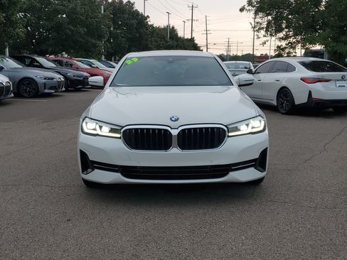 Certified 2023 BMW 530i xDrive w/ Premium Package AWD/4WD image 8