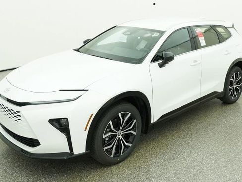 New 2026 Toyota Crown Signia AWD/4WD image 27