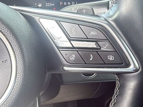 Used 2025 Buick Enclave Preferred AWD/4WD image 18