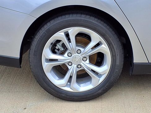 Used 2025 Honda Accord LX image 25