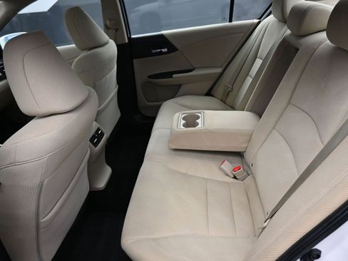 Used 2016 Honda Accord EX image 28