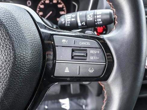 Used 2025 Honda Pilot Sport image 20