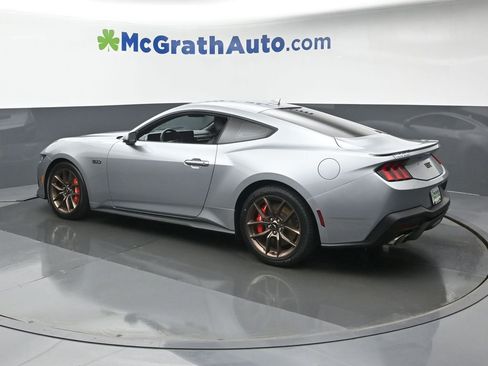 Used 2024 Ford Mustang GT Premium image 10