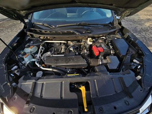 Used 2024 Nissan Rogue S AWD/4WD image 30